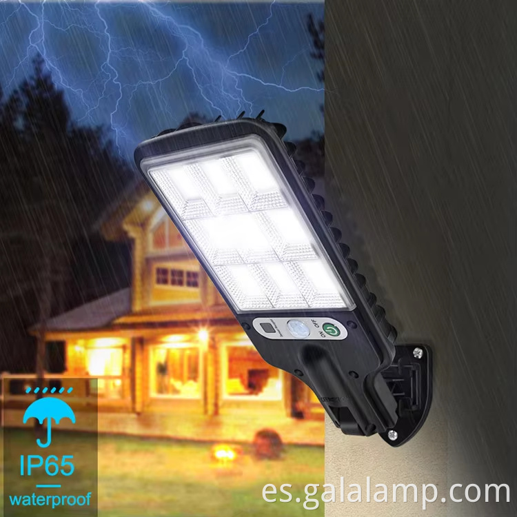 Luz de jardín solar al aire libre con sensor de movimiento y control remoto